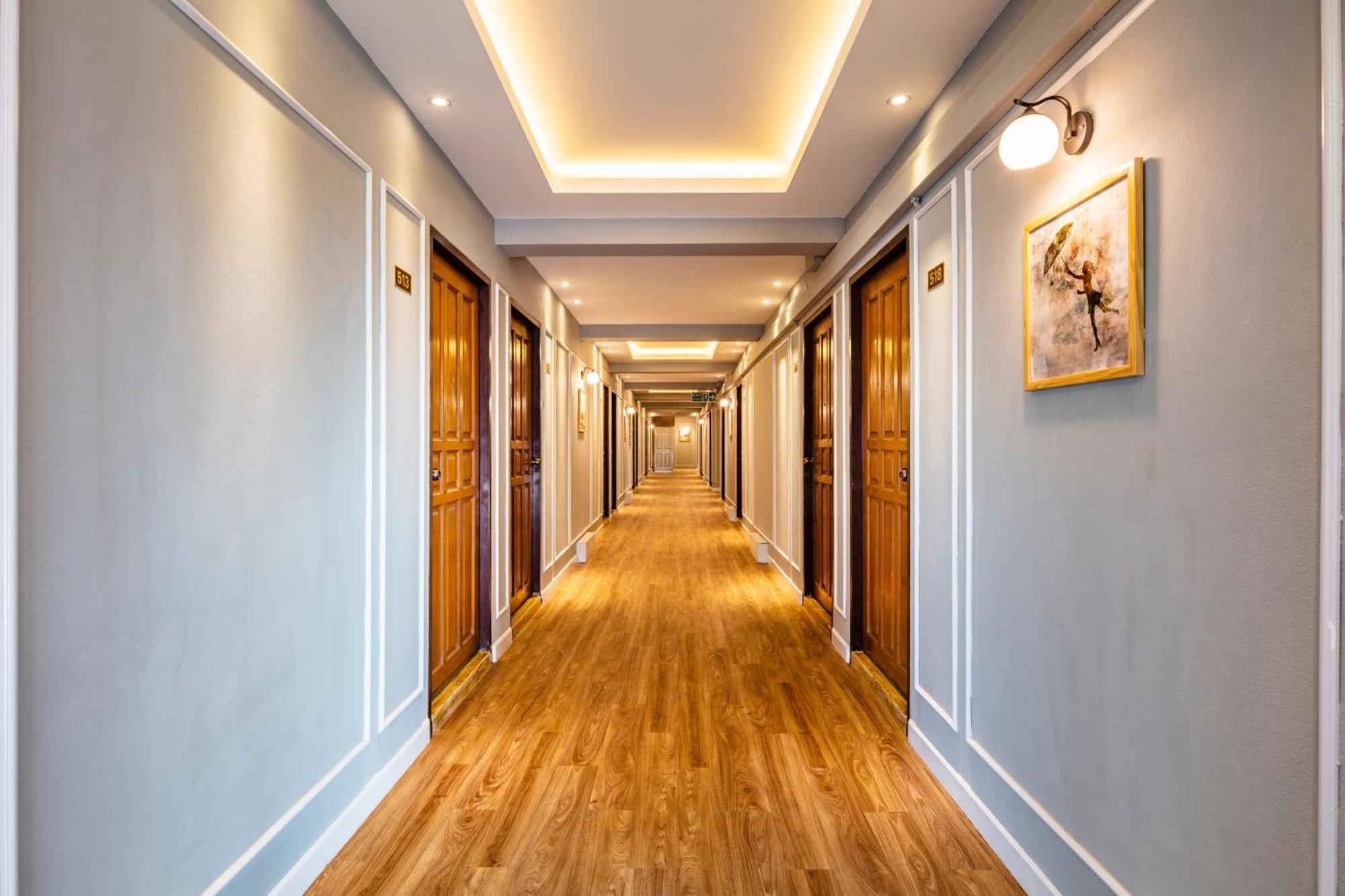 Penyos Service Apartment Bangkok Buitenkant foto
