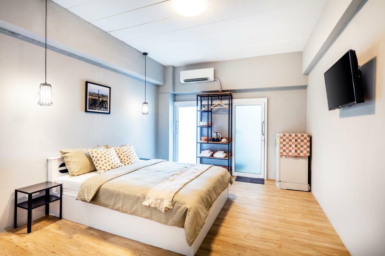 Penyos Service Apartment Bangkok Buitenkant foto