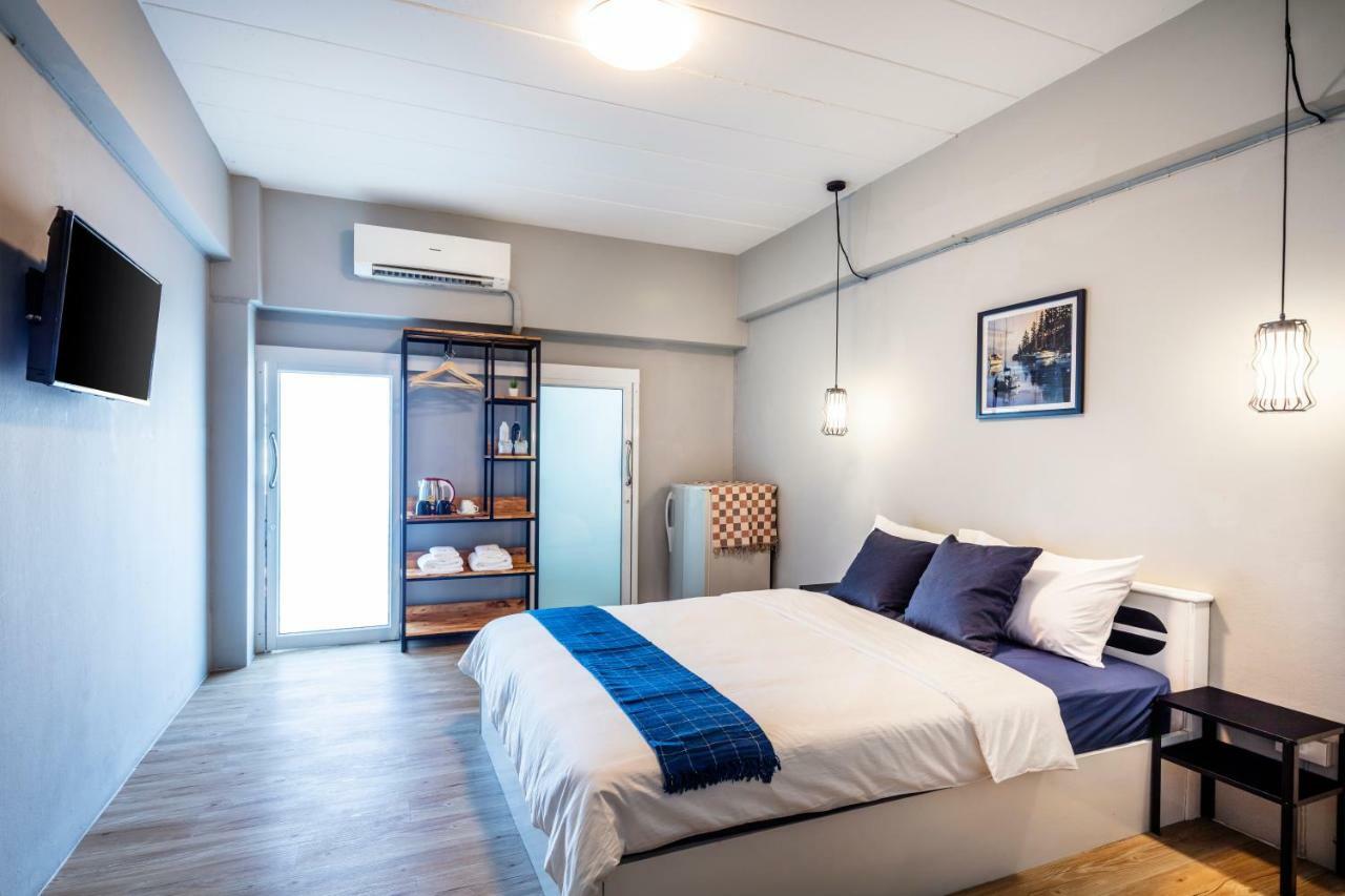 Penyos Service Apartment Bangkok Buitenkant foto